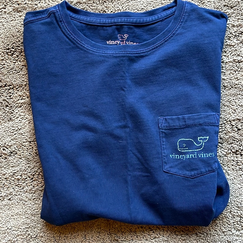 Xs vineyard vines T-shirt
